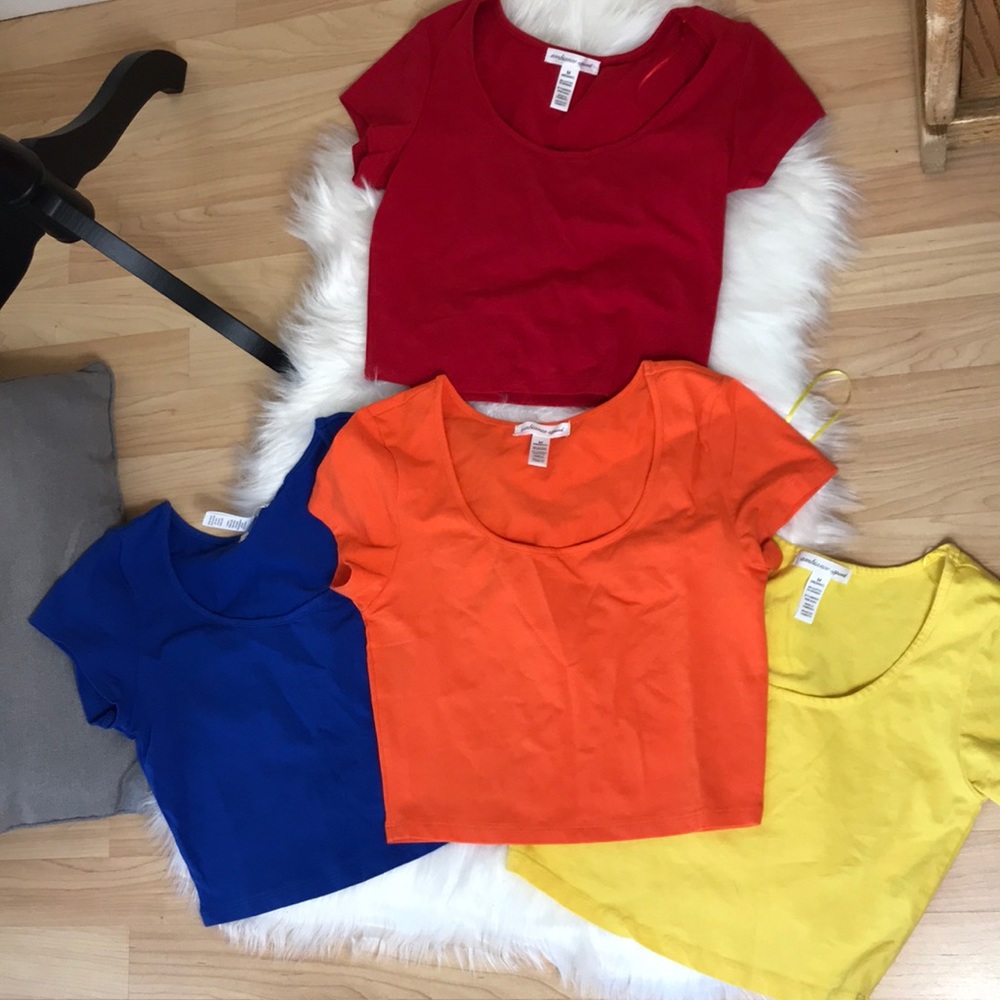 4 set of crop short sleeve tops